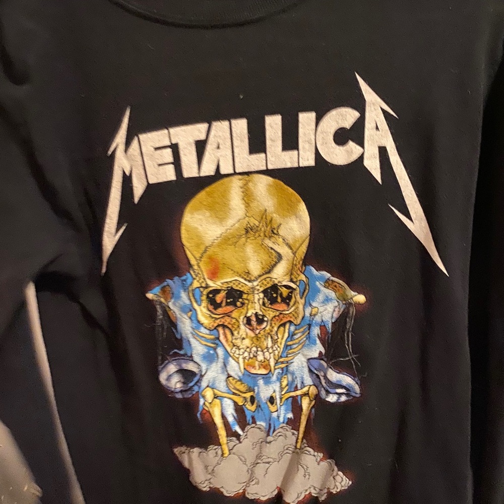 Metallica long sleeve shirt